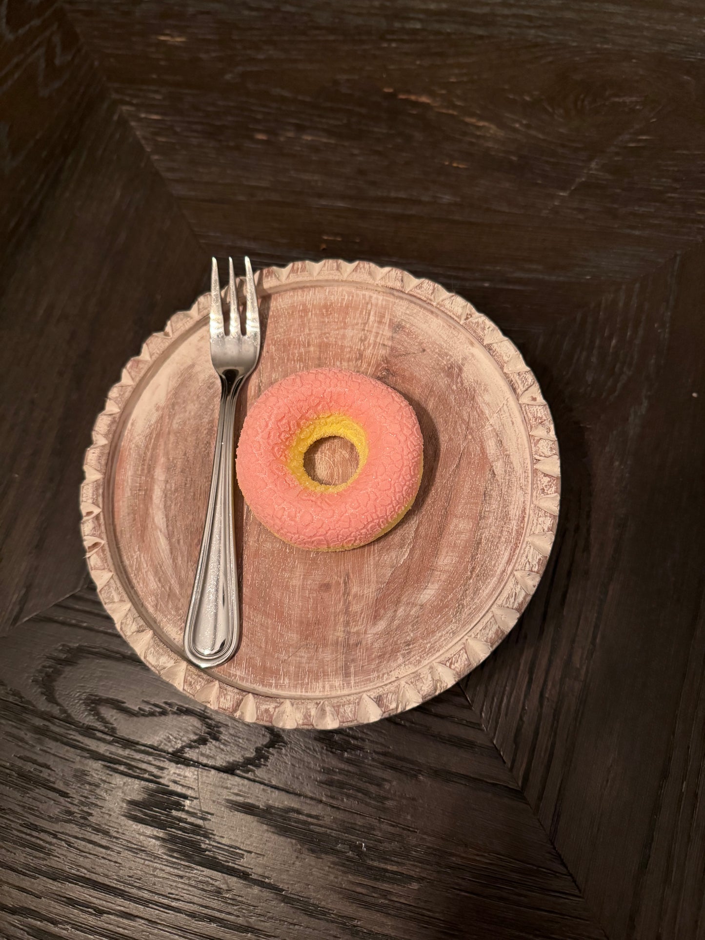 Marshmallow - strawberry donut flavor